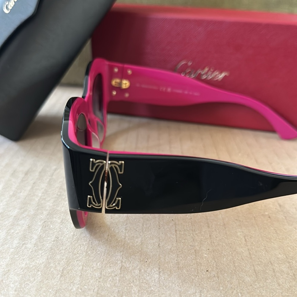 ⭐️SALE⭐️ Cartier CT0304S Pink & Black Sunglasses with Gold Accents Gray Lens EUC - Picture 3 of 13